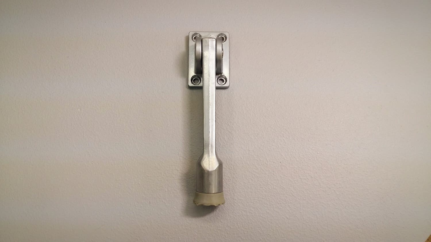 Arrêt de porte inclinable 6" - DEC9-122 | Vosthermos