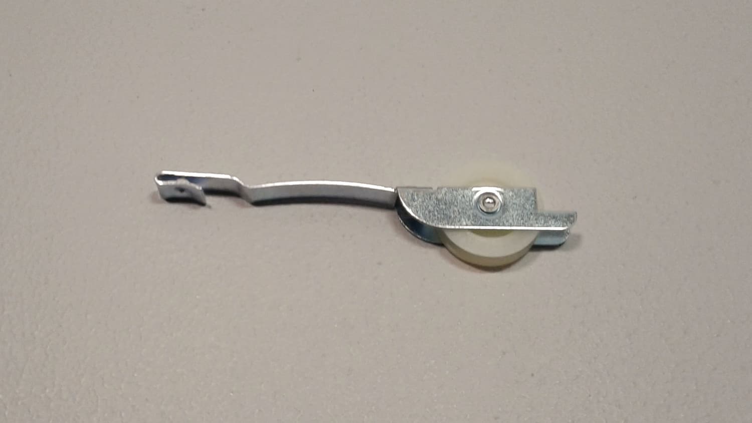 Roulette en nylon Diamètre: 1''Épaisseur de la roulette: 1/4'' - Image 1