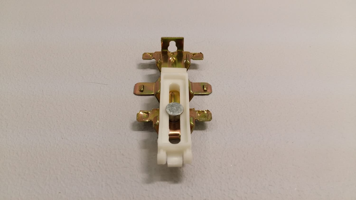 Guide du bas pour garde-robe - Miniature 4