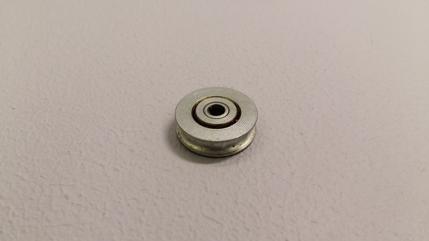 Roulette en acier avec roulement à bille - Miniature 2