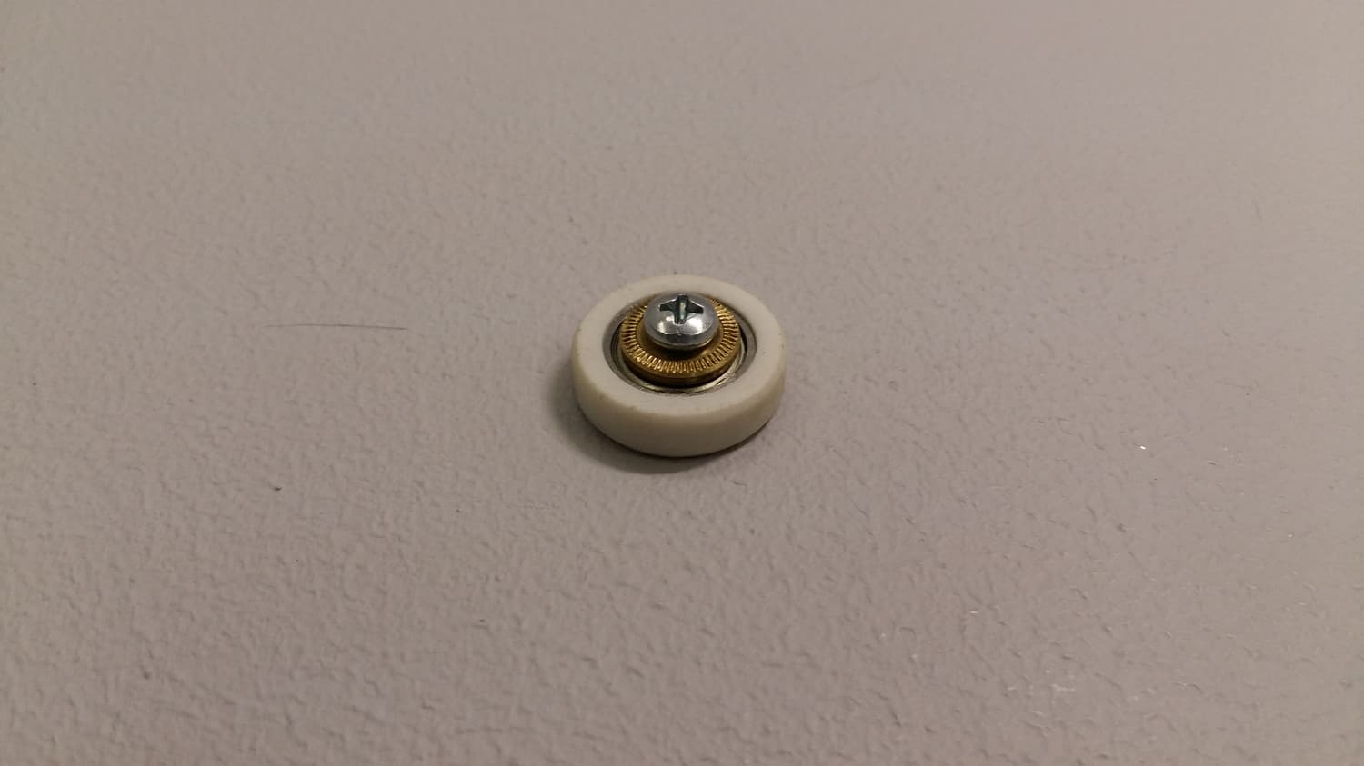 Roulette en nylon avec roulement à bille pour garde-robe - Miniature 4