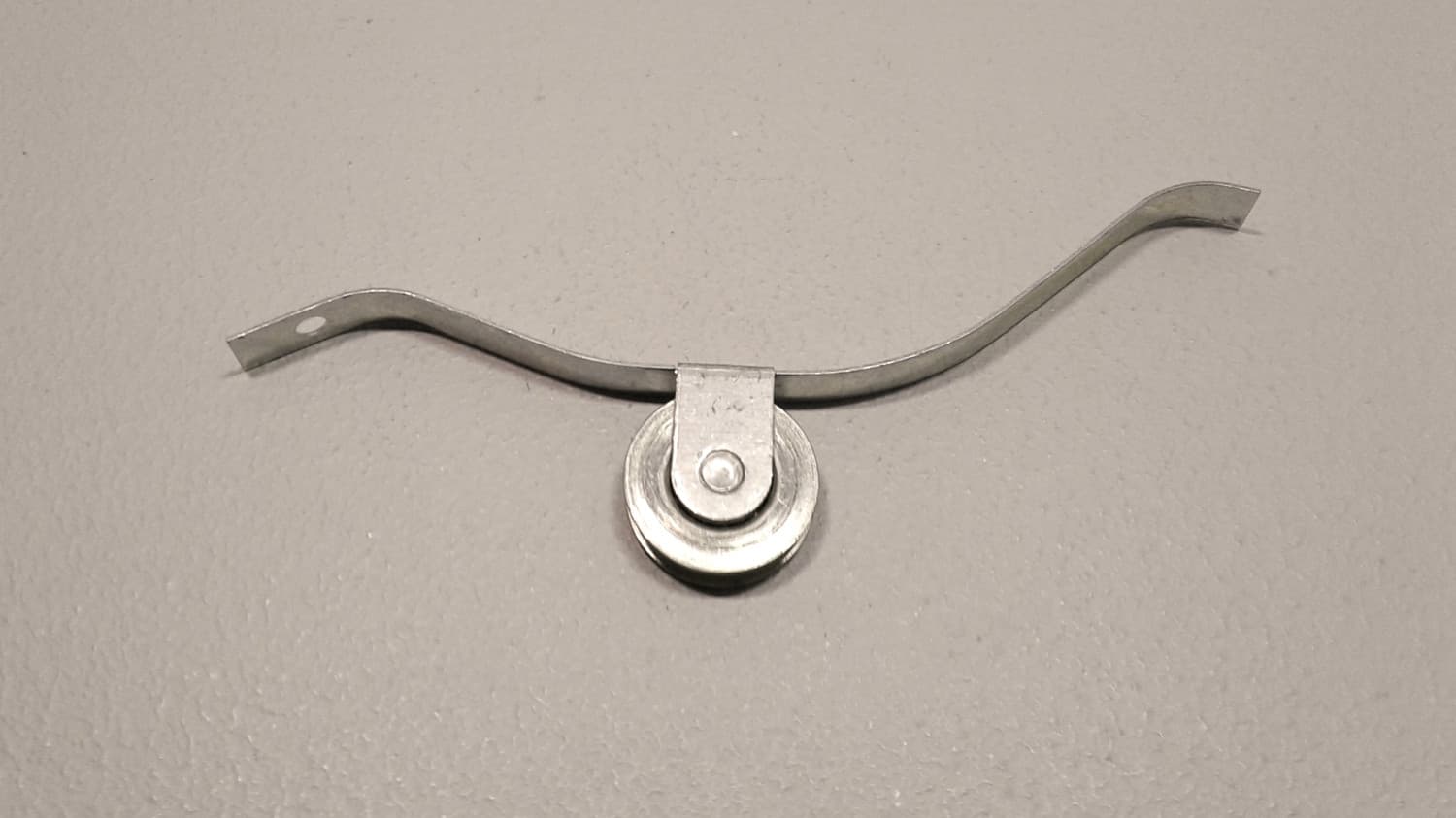 Roulette en nylon Diamètre: 1''Longueur de la tige: 5 3/4'' - Image 1