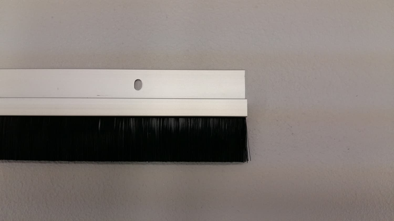 Balai de porte en aluminium 36" - Miniature 2