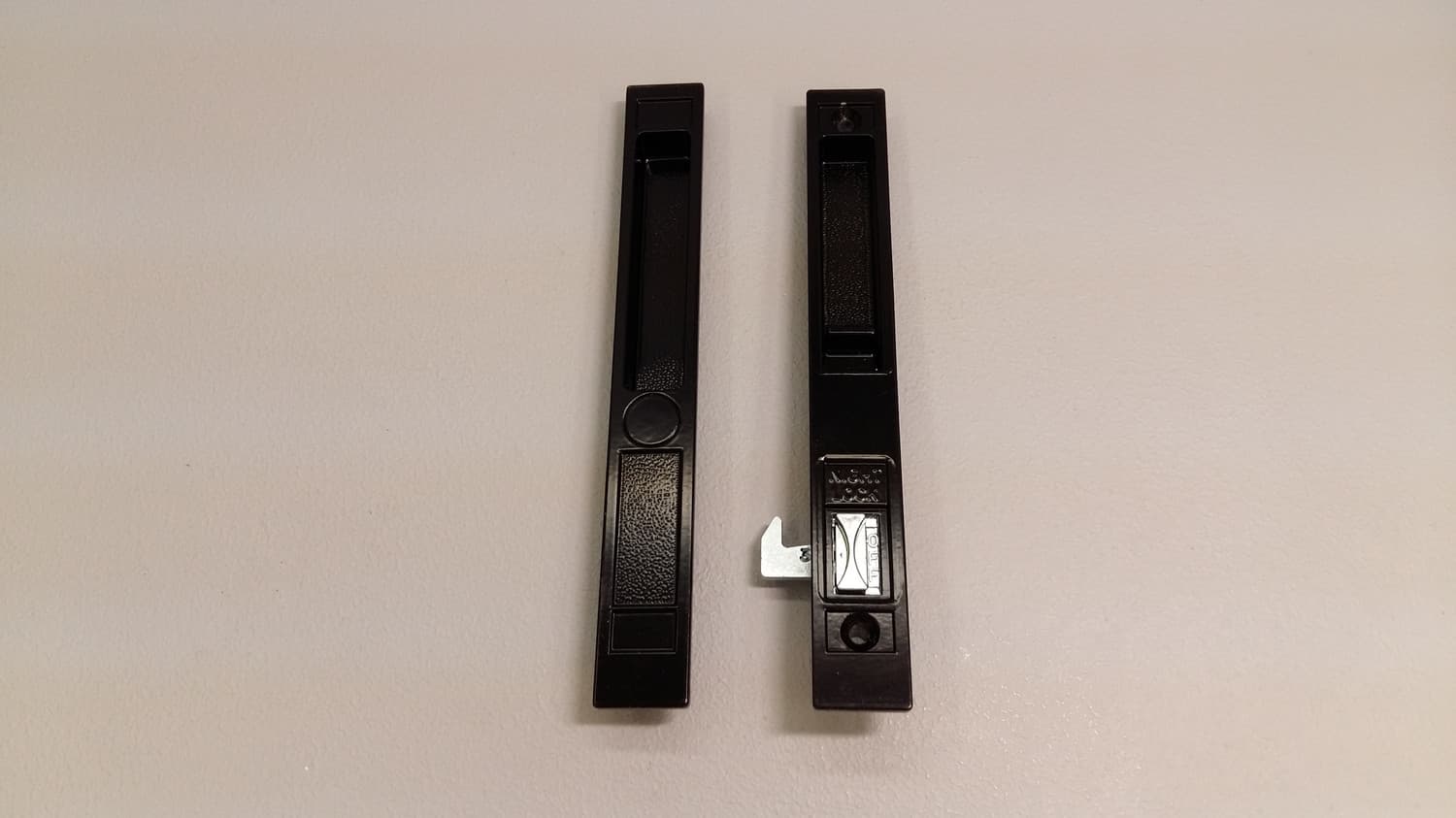 Poignée noire pour porte patio - DEF2-101NO | Vosthermos