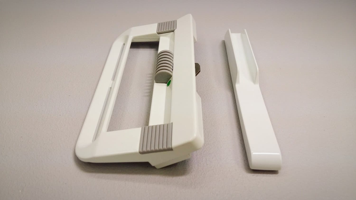 Poignée blanche pour porte patio - Miniature 2