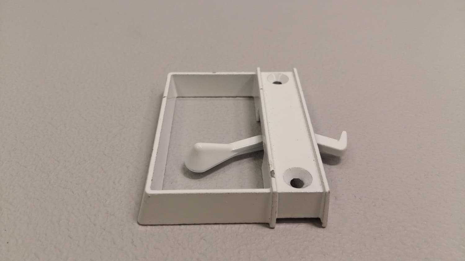 Poignée blanche pour porte moustiquaire - Miniature 2