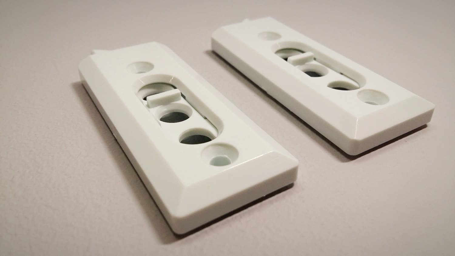 Barrure de fenêtre blanche(en paire) - Miniature 3