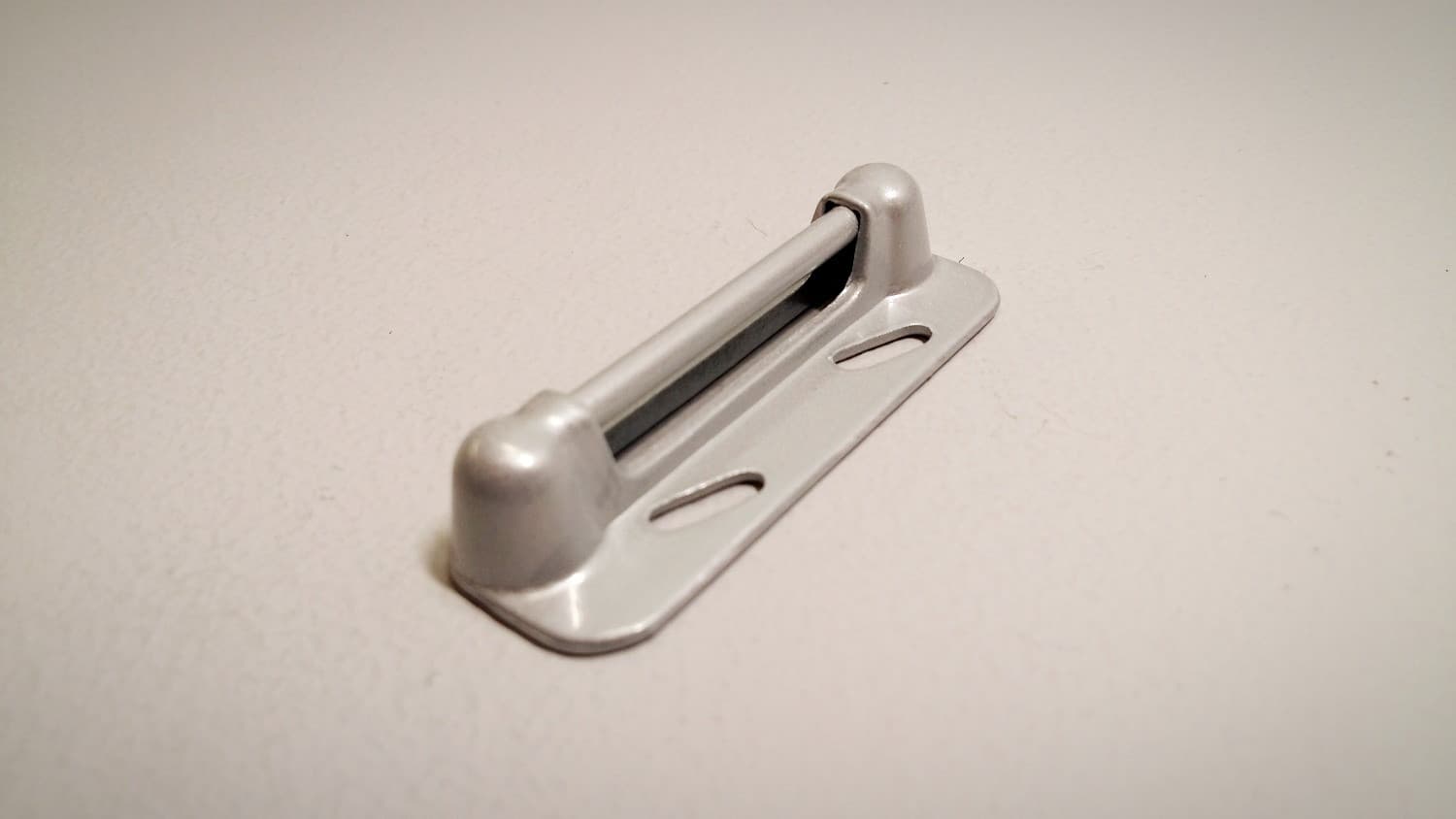 Gache à ressort pour contre-porte d'aluminium - DEF4-117 | Vosthermos