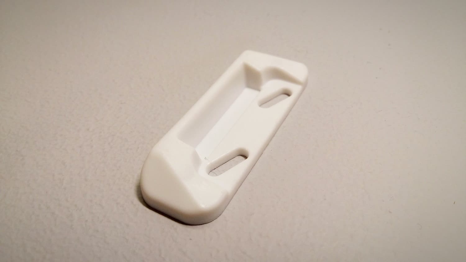 Gache de contre-porte d'aluminium - DEF4-118 | Vosthermos