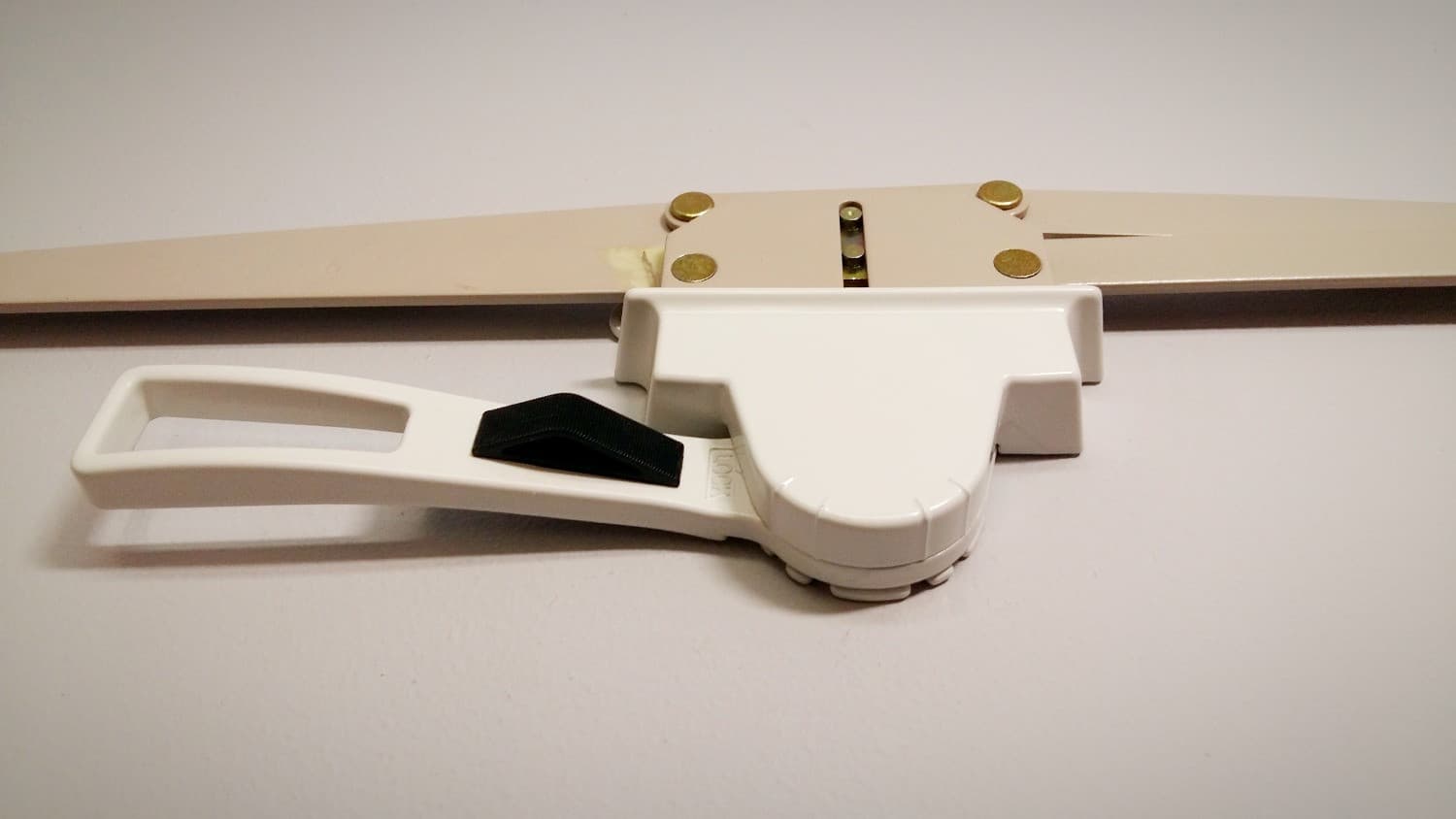 Opérateur "Truth" pour fenêtre à auvent (blanc) - Miniature 2