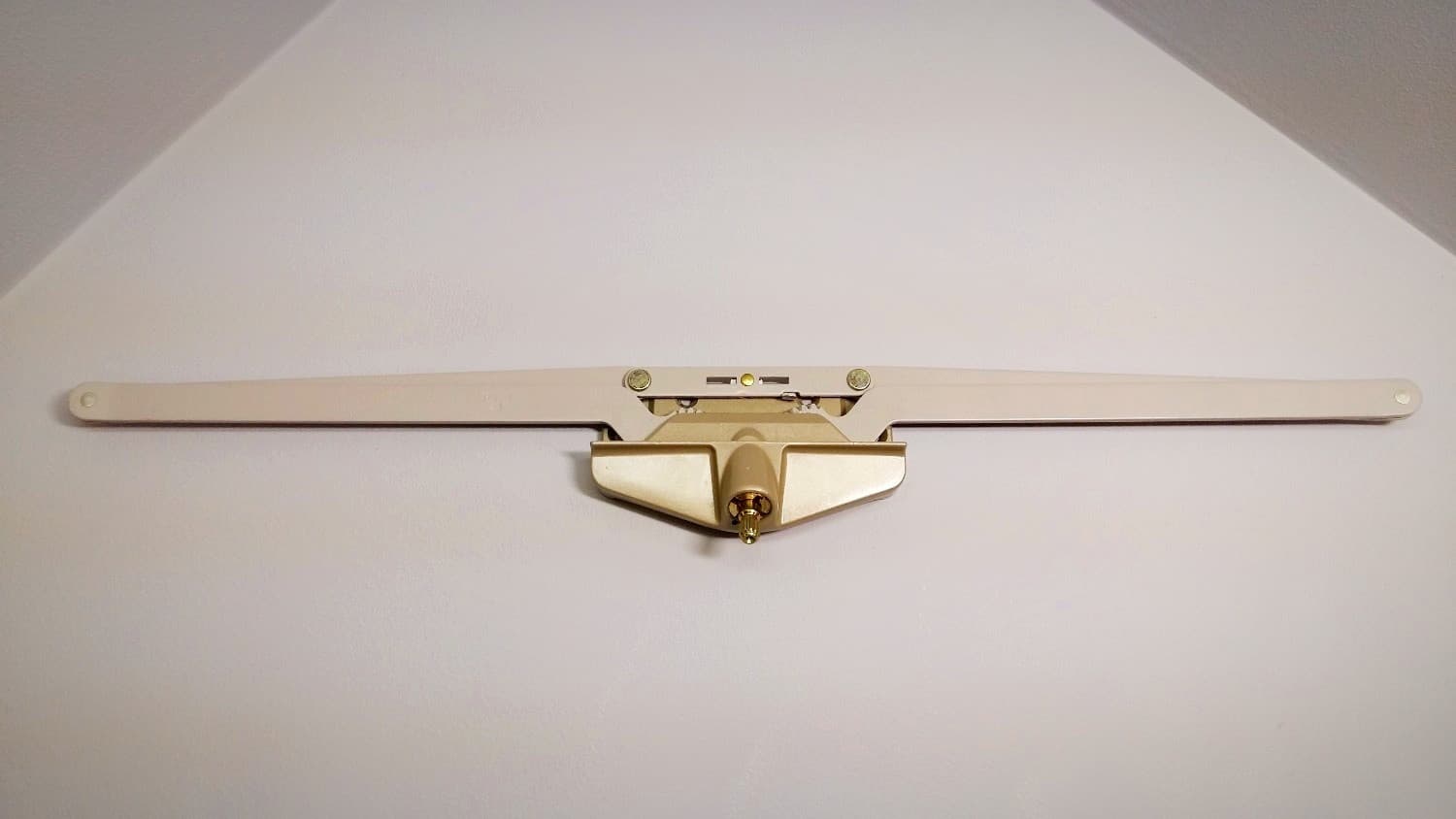 Opérateur "Truth" pour fenêtre à auvent (champagne) - Miniature 2