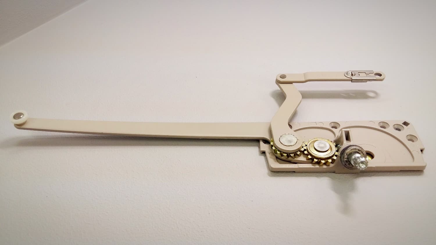 Opérateur "Truth" pour fenêtre à battant - Miniature 2