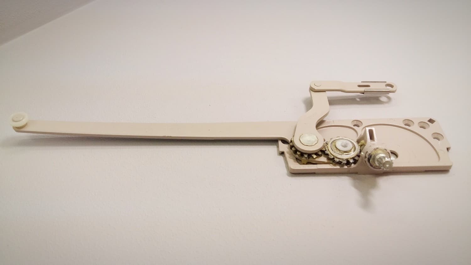 Opérateur "Truth" pour fenêtre à battant - Miniature 2