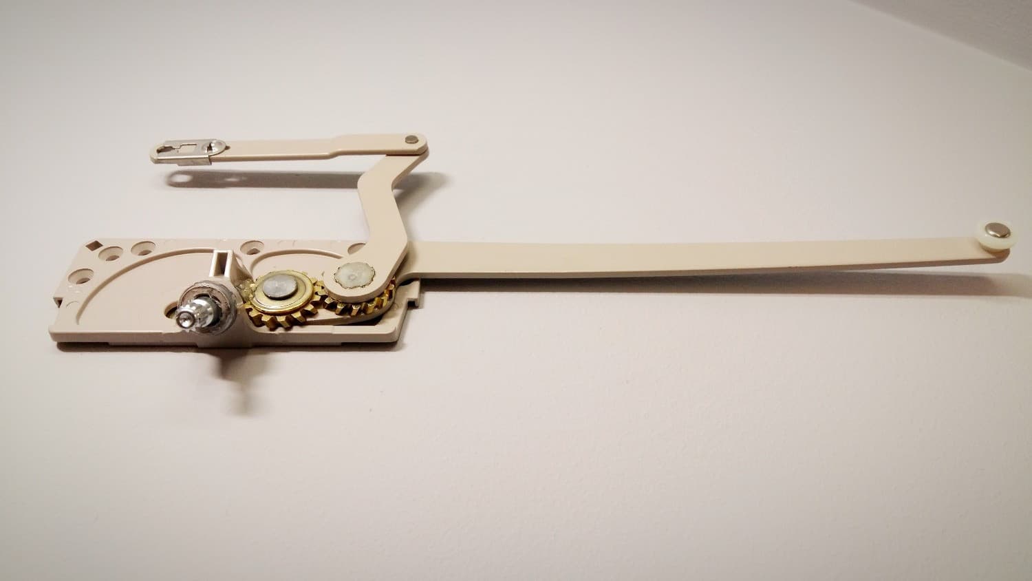 Opérateur "Truth" pour fenêtre à battant - Miniature 2