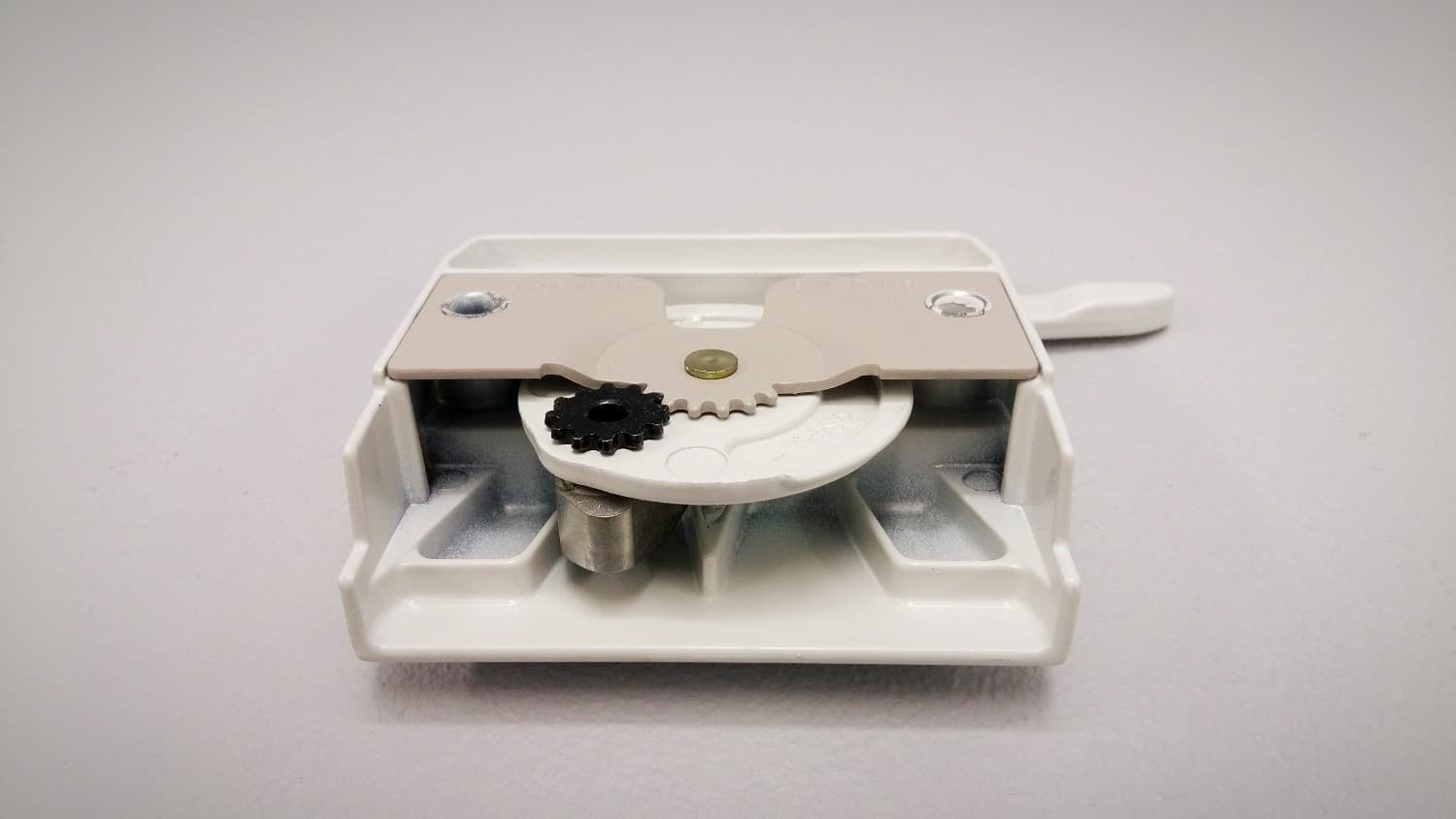 Barrure blanche pour fenêtre à battant - Miniature 2