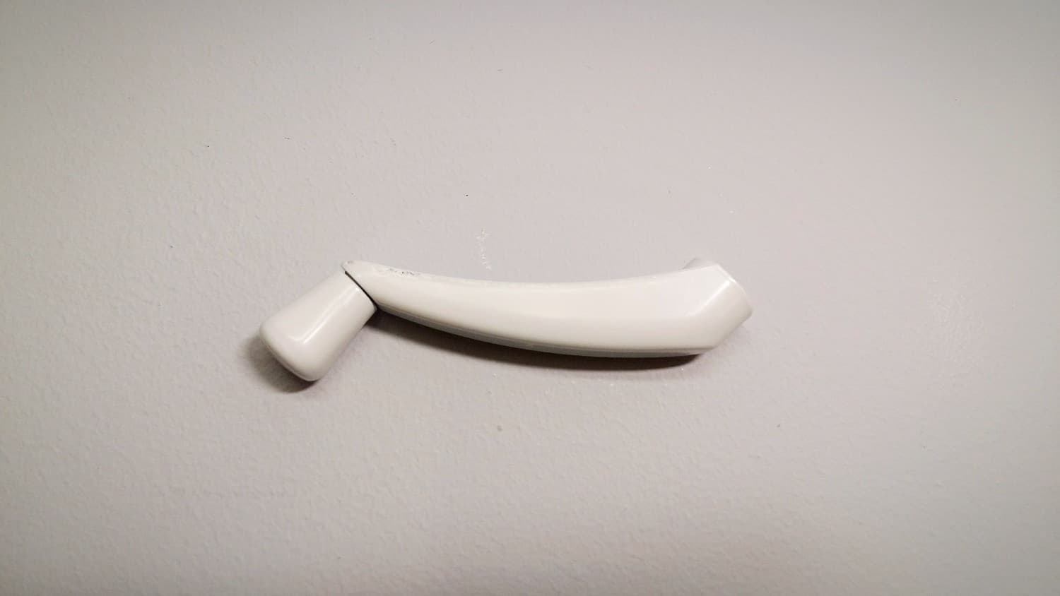 Poignée fixe blanche pour opérateur de fenêtre à battant - Image 1