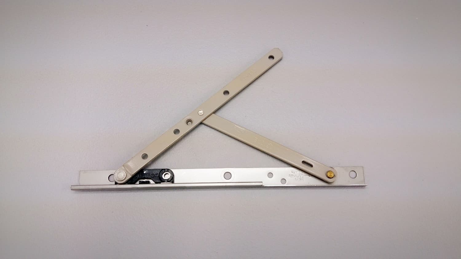 Charnière de fenêtre à battant - DEF5-193 (5 1/2") | Vosthermos