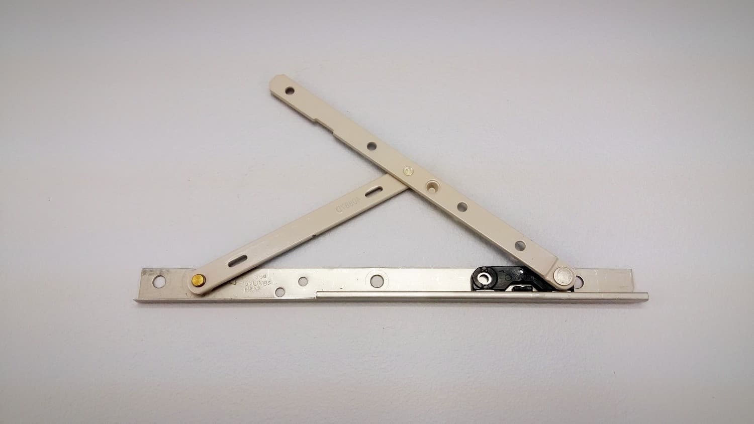 Charnière de fenêtre à battant - DEF5-196 (5 1/4") | Vosthermos