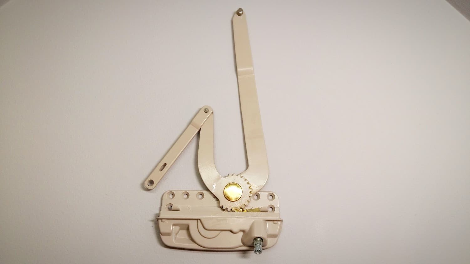 Opérateur "Truth" pour fenêtre à battant - Image 1