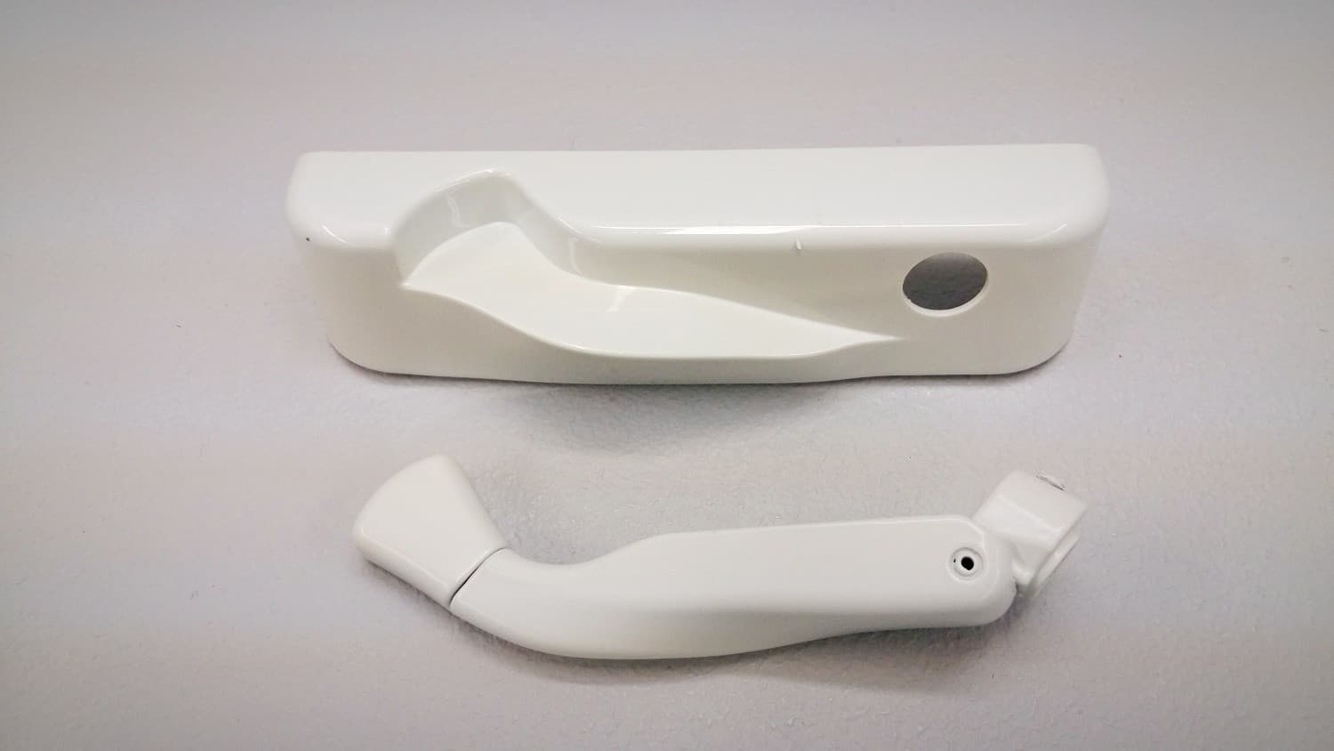 Poignée et couvercle blanc pour opérateur de fenêtre à battant - Image 1