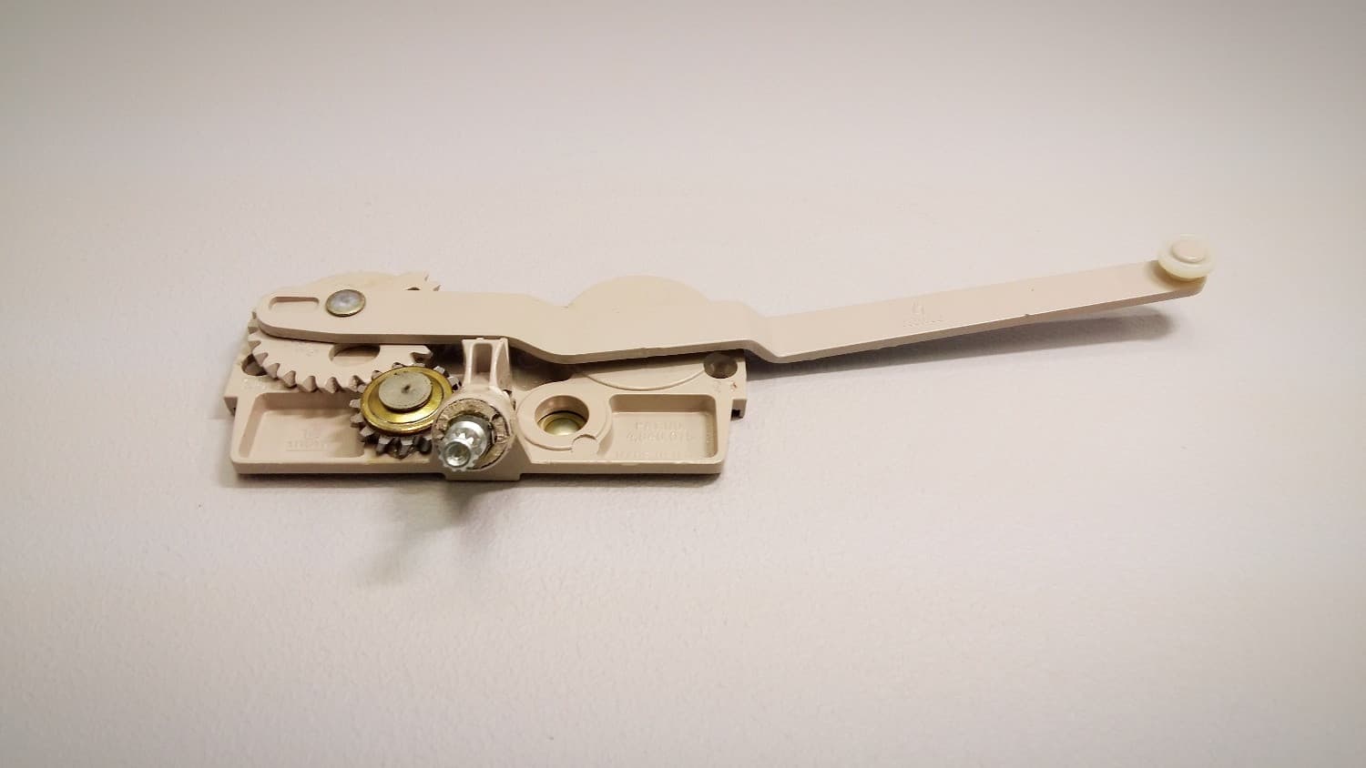 Opérateur "Truth" pour fenêtre à battant - Miniature 2