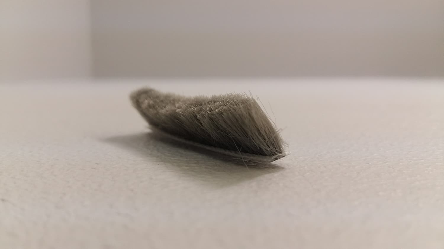 Coupe-froid en brosse fait de polypropylène(vendu au pied) - DEF6-123 | Vosthermos