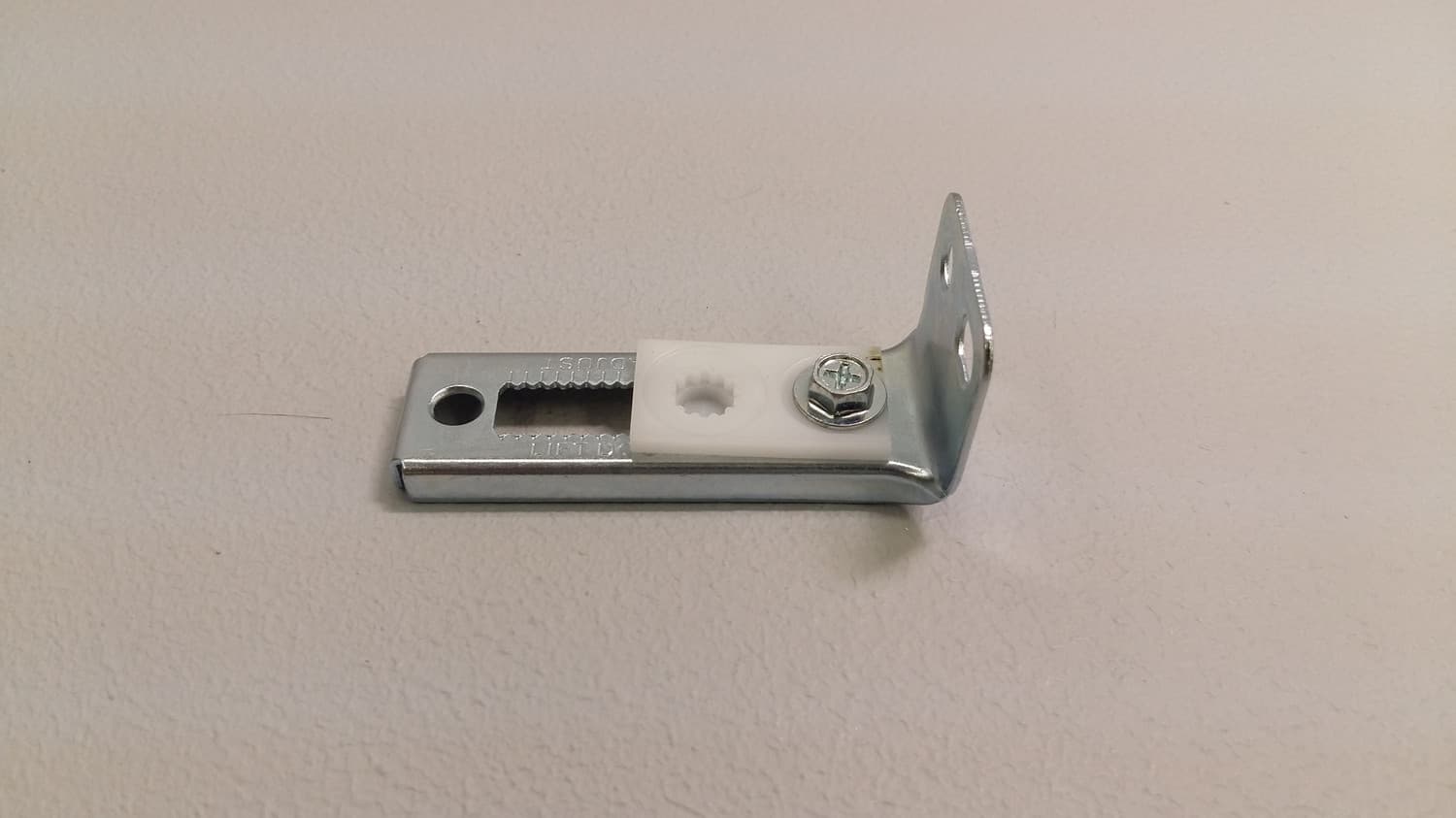 Pivot en coin pour garde-robe - DEF1-292 1 1/4 | Vosthermos