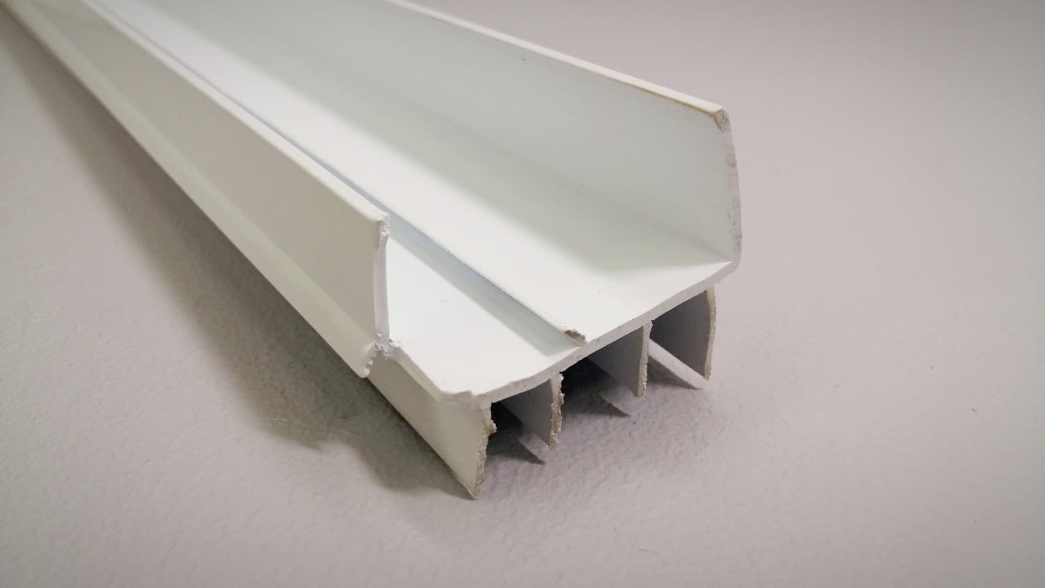 Balai blanc pour porte résidentielle Solaris 42" - DEF10-105-42 | Vosthermos