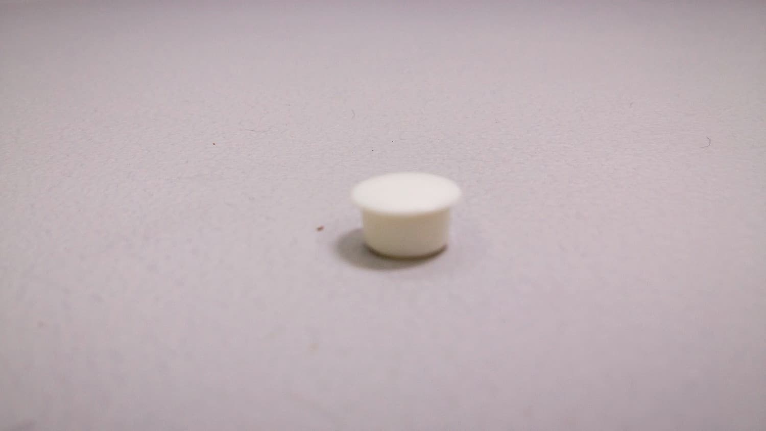 Cache vis en plastique blanc - DEF2-215B | Vosthermos