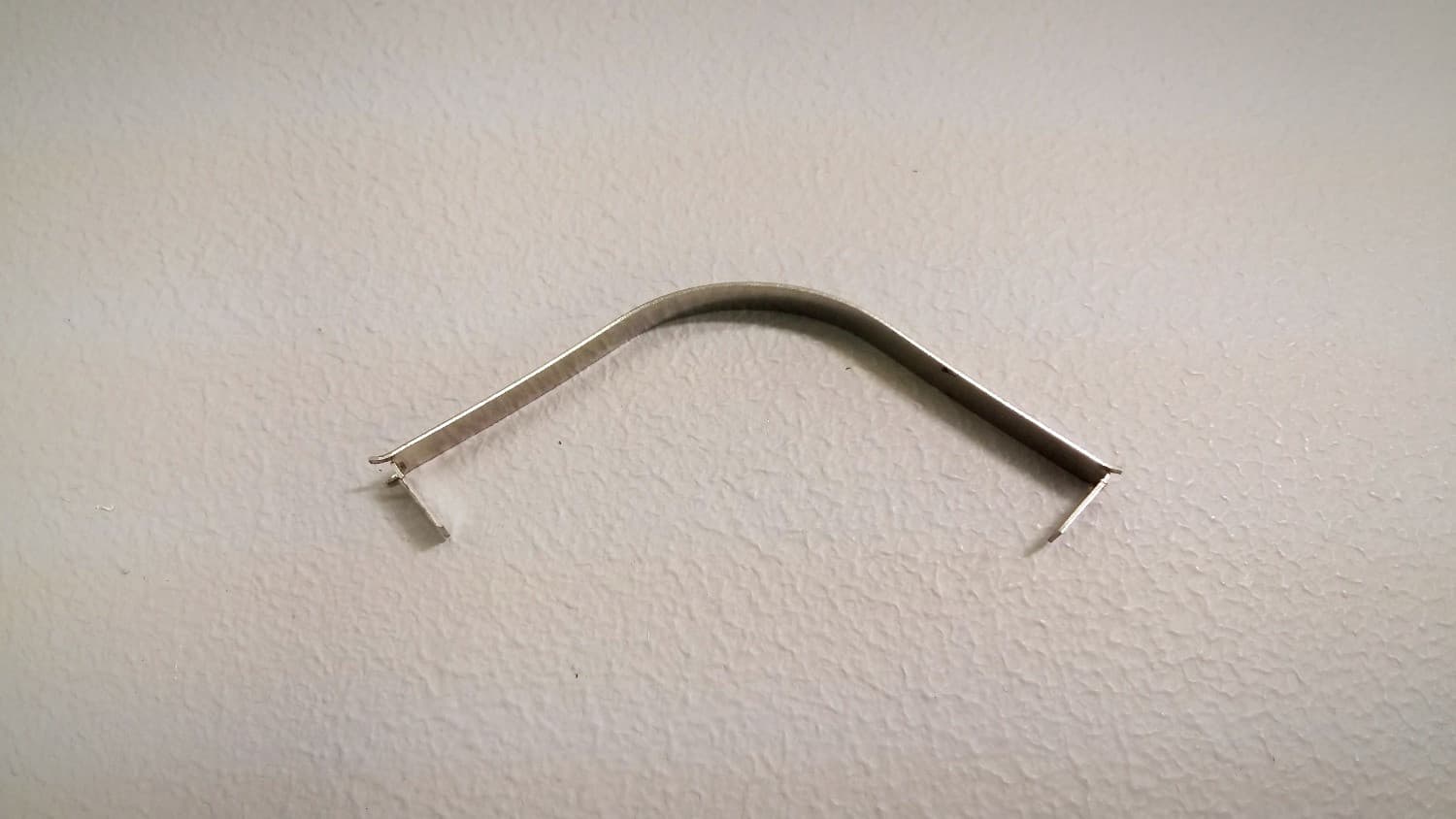 Ressort pour moustiquaire - DEF3-136 | Vosthermos