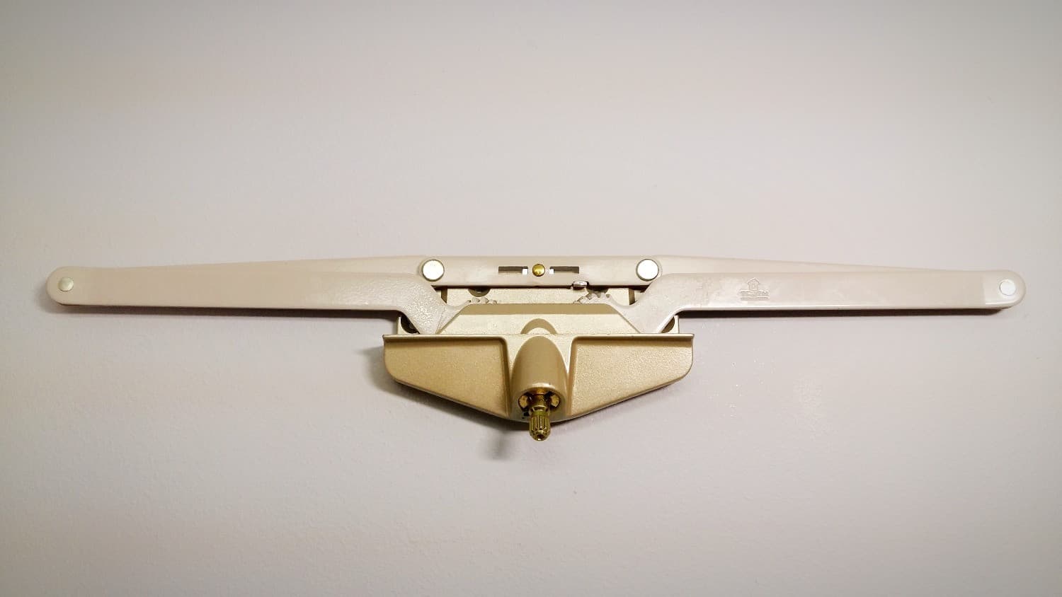 Opérateur "Truth" pour fenêtre à auvent (champagne) - DEF5-113CH | Vosthermos