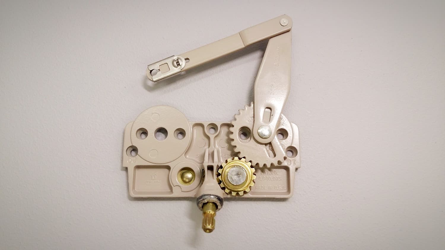 Opérateur "Truth" pour fenêtre à battant - DEF5-125 | Vosthermos