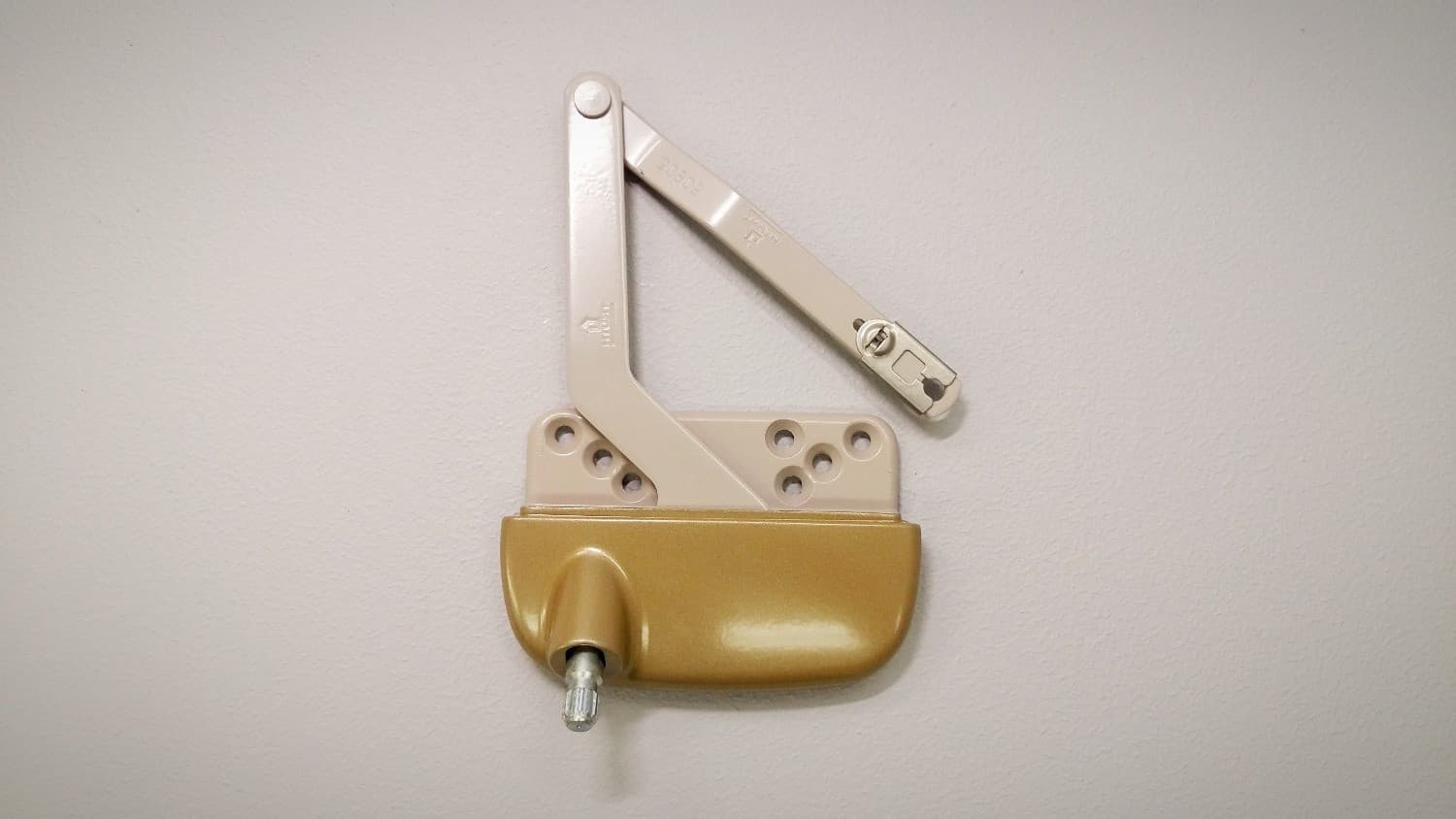 Opérateur "Truth" pour fenêtre à battant (champagne) - DEF5-133CH | Vosthermos