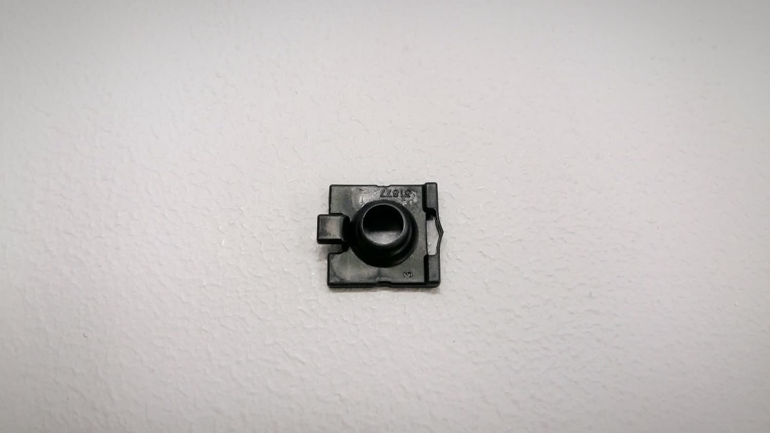 Patin en nylon pour fenêtre à battant - DEF5-202 | Vosthermos