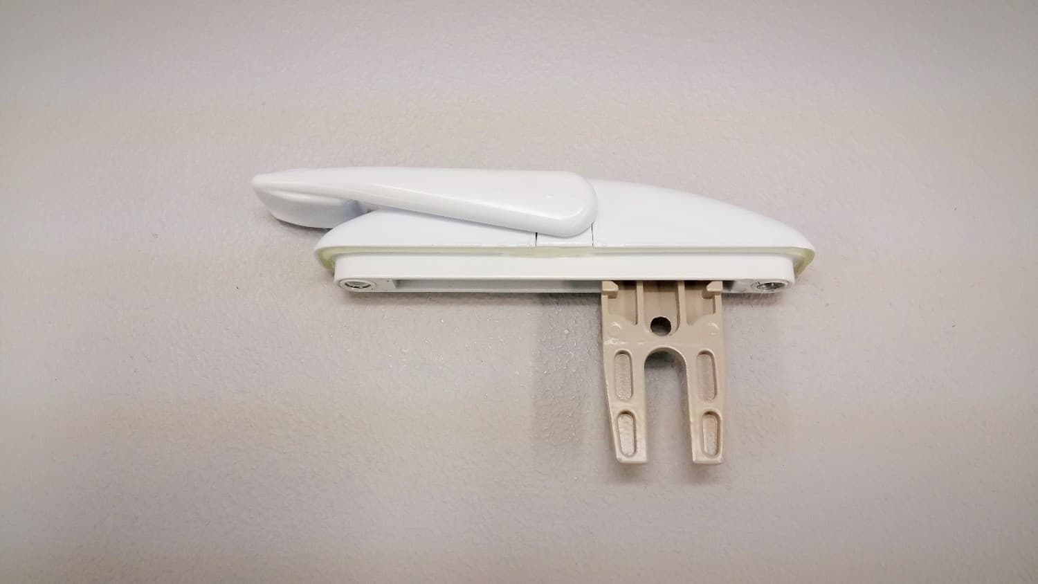 Barrure blanche pour fenêtre à battant - DEF5-397 | Vosthermos